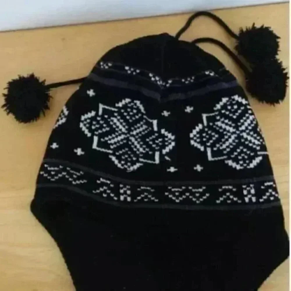 Fleece Lined Pom Pom Winter Hat